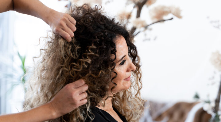 Pflege für lockiges Haar